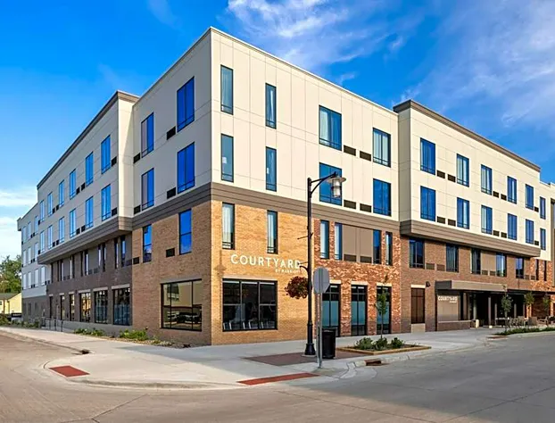 Courtyard by Marriott Owatonna Downtown hotel detail image 1