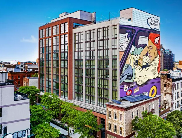 Moxy Brooklyn Williamsburg hotel detail image 2