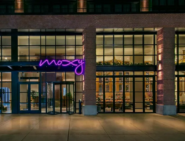 Moxy Brooklyn Williamsburg hotel detail image 3