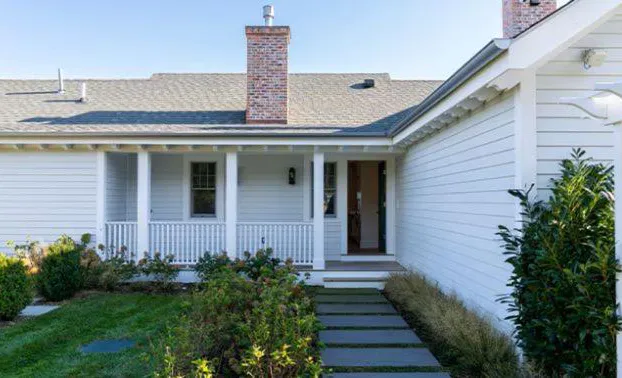 Canoe Place Inn and Cottages hotel detail image 1