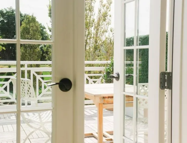 Canoe Place Inn and Cottages hotel detail image 4