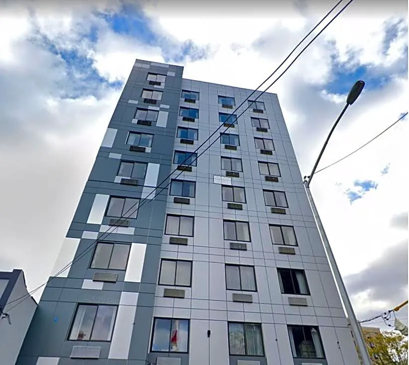 Deluxe Inn & Suites - Long Island City NYC hotel hero