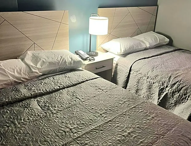 Deluxe Inn & Suites - Long Island City NYC hotel detail image 1