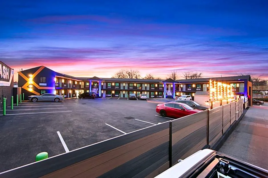 Hotel Opus Bronx hotel hero