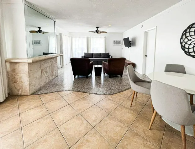 Winterset A North Beach Village Resort Hotel hotel detail image 3