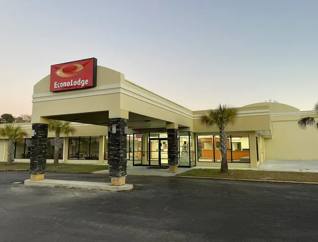 Econo Lodge hotel detail image 1