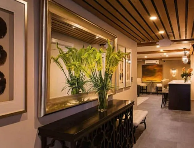 Fathoms Hotel & Marina hotel detail image 4