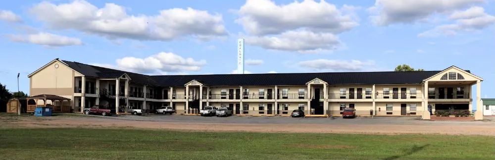 Hiway Inn Express Of Coalgate hotel hero