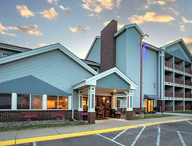 Baymont by Wyndham Brooklyn Center hotel detail image 2