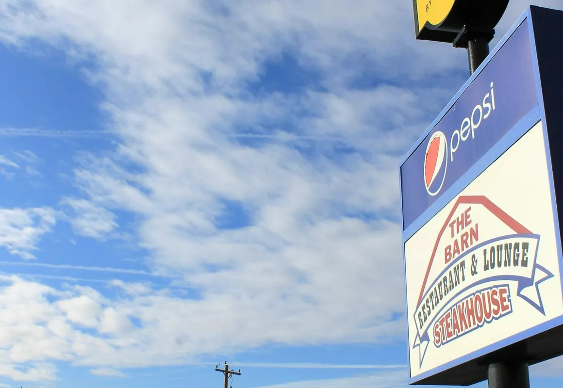 Super 8 by Wyndham Prosser Tri-Cities hotel hero