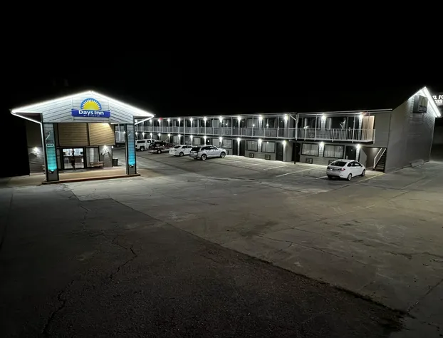 Days Inn by Wyndham Branson near Theatre District hotel detail image 3