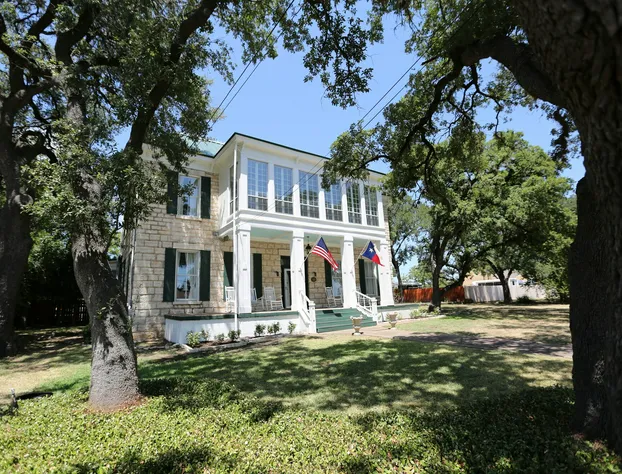 Bryn Oaks Bed and Breakfast hotel detail image 1