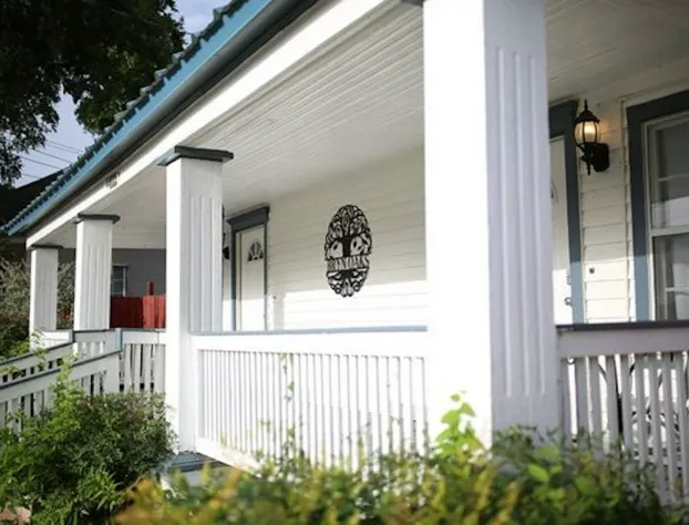 Bryn Oaks Bed and Breakfast hotel detail image 2