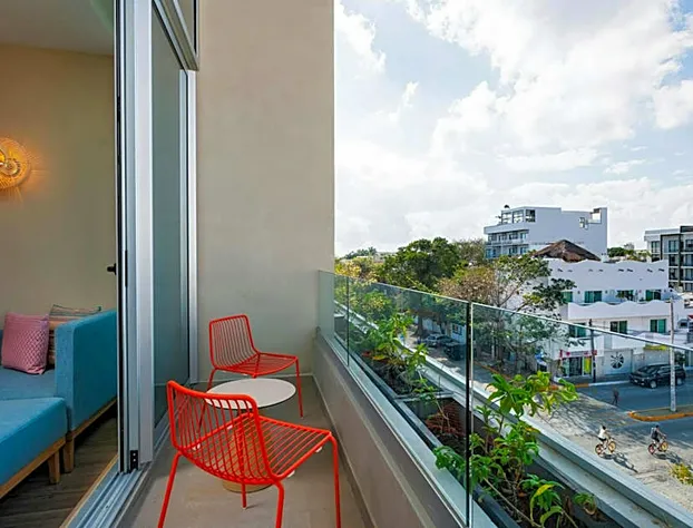 Aloft Playa Del Carmen hotel detail image 2