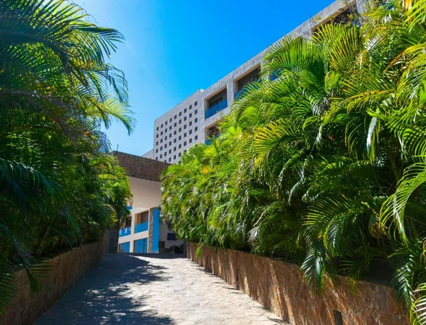 Coral Blue Huatulco All Inclusive hotel detail image 3