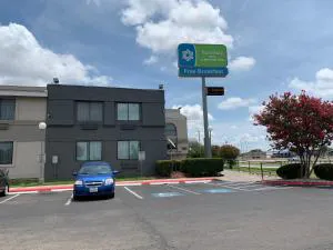 Travelodge By Wyndham San Antonio Downtown Northeast hotel hero