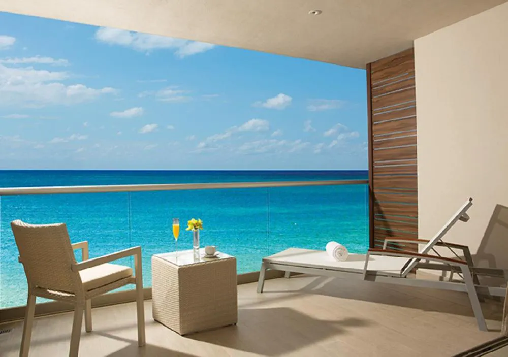Breathless Riviera Cancun Resort & Spa hotel hero