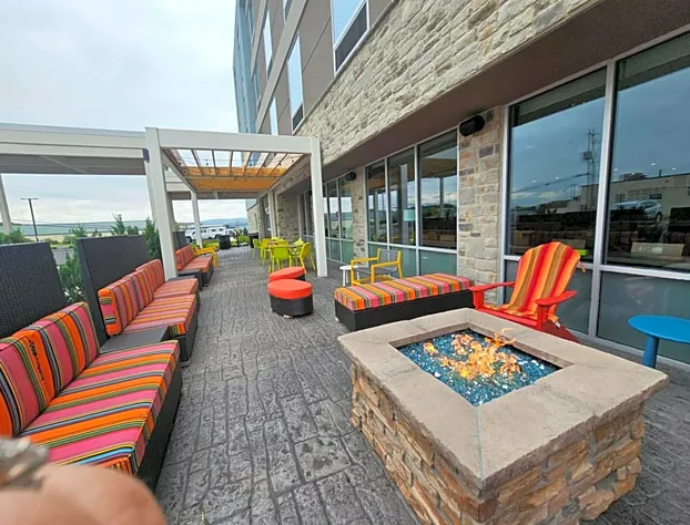 Home2 Suites By Hilton Allentown Bethlehem Airport hotel detail image 3