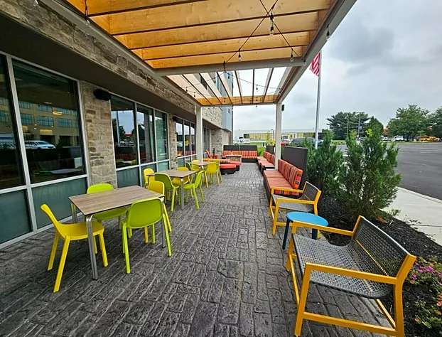 Home2 Suites By Hilton Allentown Bethlehem Airport hotel detail image 4