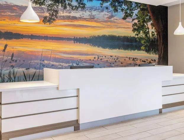 La Quinta Inn & Suites by Wyndham Valdosta hotel detail image 4