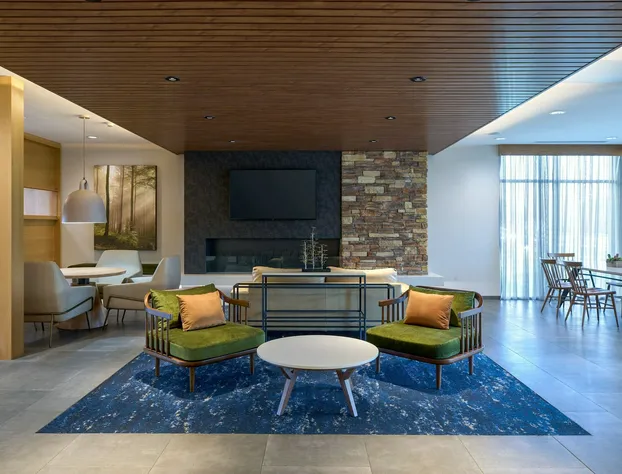 Fairfield Inn & Suites by Marriott Hagerstown hotel detail image 2