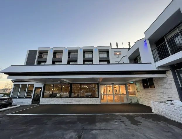 The Vic, an Ascend Collection Hotel hotel detail image 1