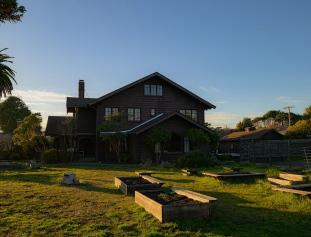 Captains Quarters hotel detail image 1