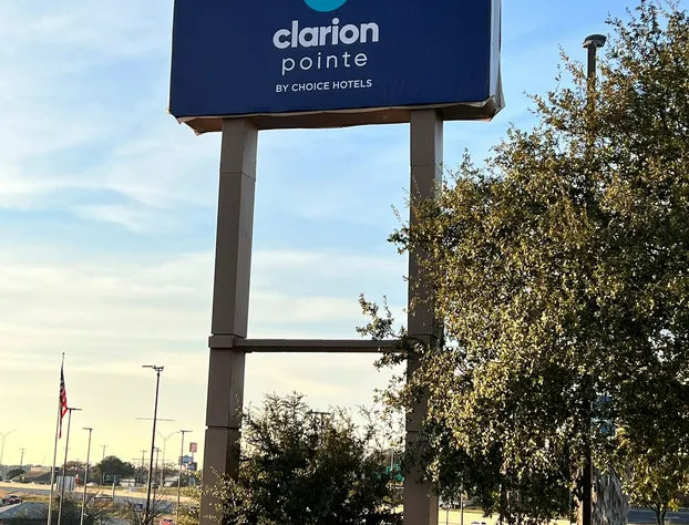 Clarion Pointe near Medical Center hotel detail image 1