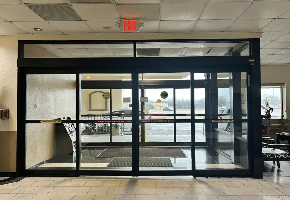 Homestay Inn and suites hotel hero