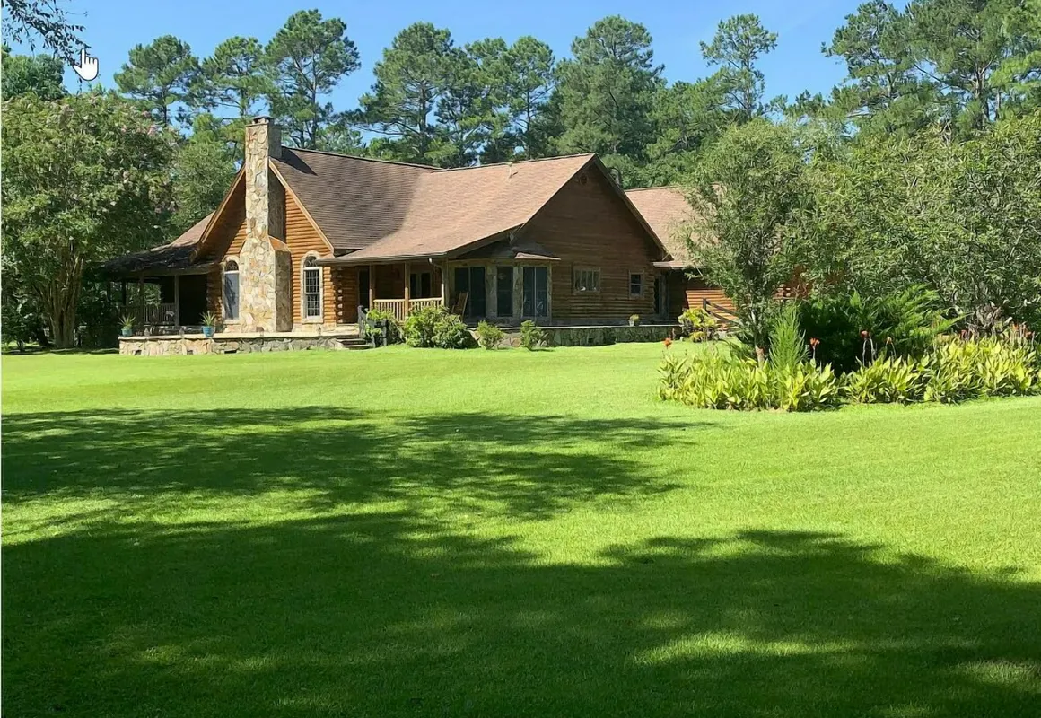 Beachwoods Inn hotel hero