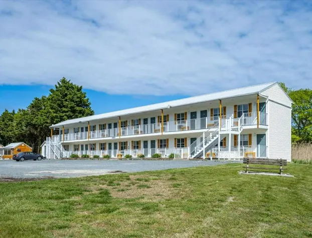 Beach Bum West-O Motel hotel detail image 4