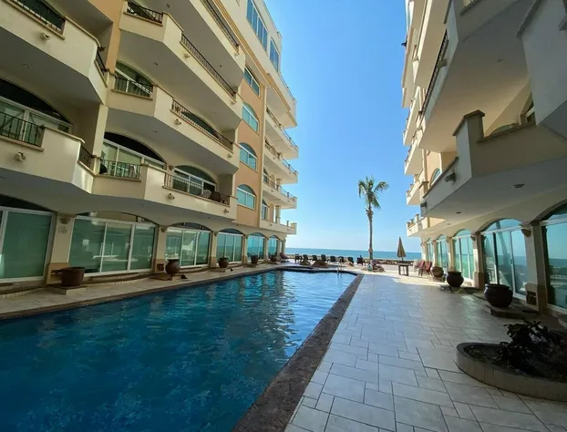 Condos Tiara hotel detail image 4