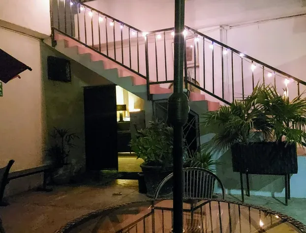 OYO Suites Aeropuerto hotel detail image 4