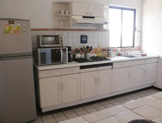 Condos Marina hotel detail image 1