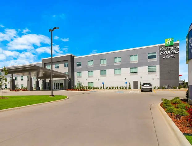 Holiday Inn Express & Suites Springdale Fayetteville Area by IHG hotel detail image 3