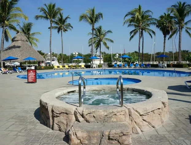 CONDOMINIO GRAND MARINA by TRVL2HM hotel detail image 4