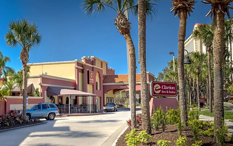Clarion Inn & Suites International Drive/Convention Center hotel hero