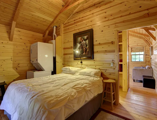 Rustic Ridge Cabins, Charming Retreat (3 Options!) hotel detail image 4