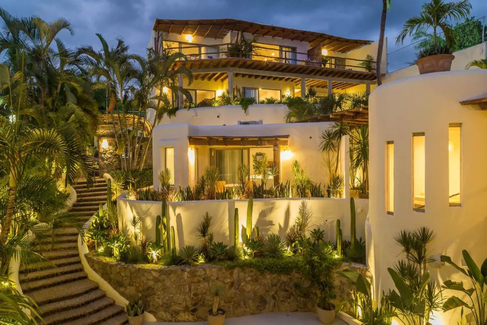 Hotel Ysuri Bucerias hotel hero