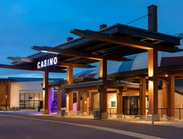 Great Blue Heron Hotel hotel detail image 1