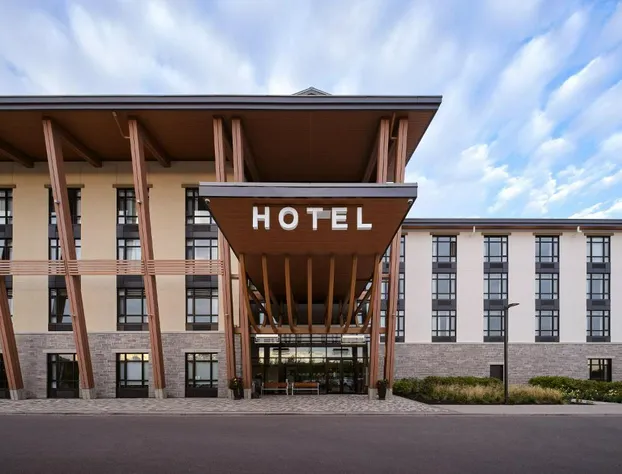 Great Blue Heron Hotel hotel detail image 2