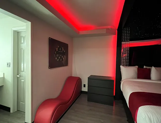 Imperial Suites hotel detail image 2