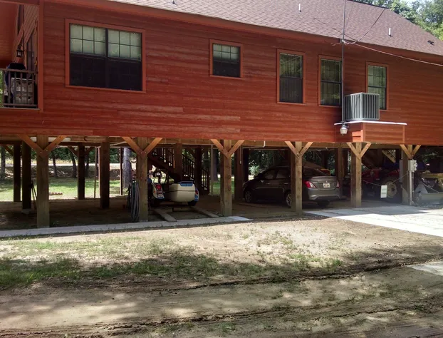 Chateau DeVille hotel detail image 4