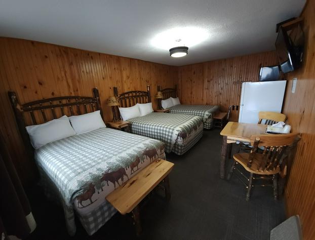 Outdoorsman Motel hotel detail image 4