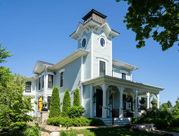 The Lilley Mansion Bed & Breakfast hotel detail image 1