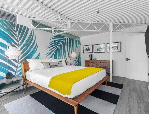 Limon Palm Springs hotel detail image 2