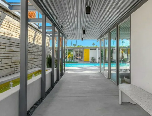 Limon Palm Springs hotel detail image 3