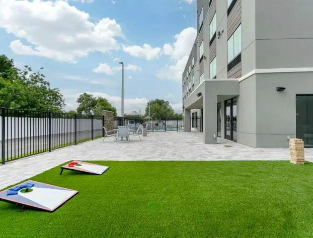 Best Western Plus Winter Haven Inn & Suites hotel detail image 2