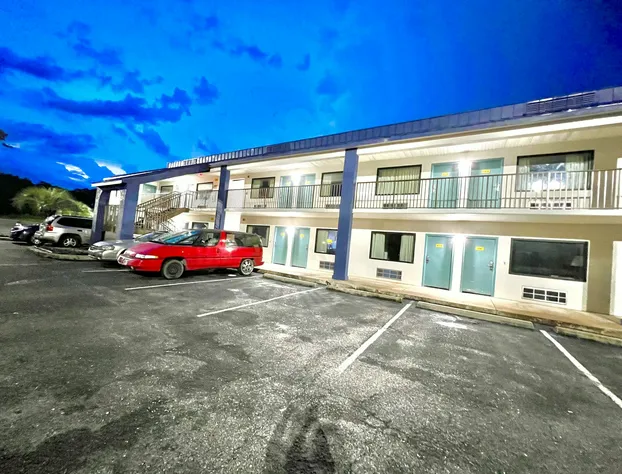 Bayou Inn & Suites hotel detail image 2