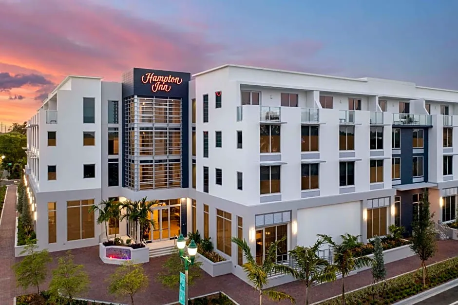 Hampton Inn Delray Beach hotel hero